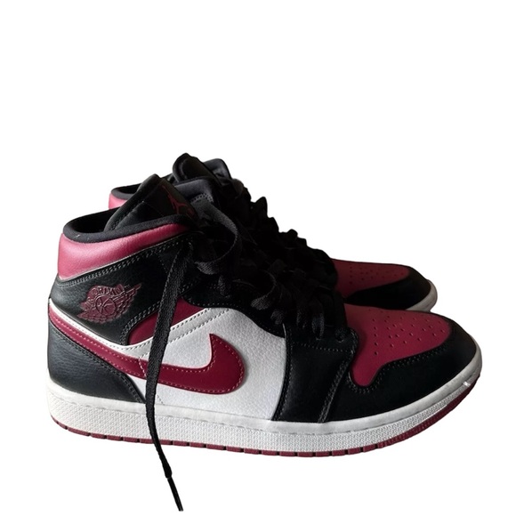 Air Jordan 1 Mid Noble Red- size 8.5 Men - Picture 1 of 5